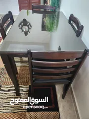  1 طاولة سفره 4 مقاعد للبيع