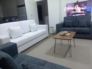  18 طقم كنب امريكي ثقيل جدا جدا تفصيل استعمال عرسان بحالة الجديد للبيع