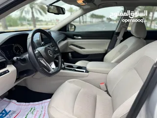  4 Nissan Altima 2019 (Silver)