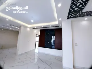  8 شقة طابق ارضي بمساحة 161 متر للبيع في الجبيهة حي المنصور  ( Property ID : 30766 )