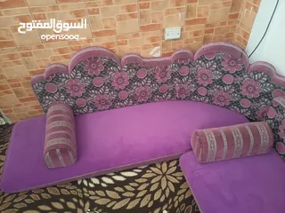  3 فرش عربي نظيف يحتاج الى تغيير وجه