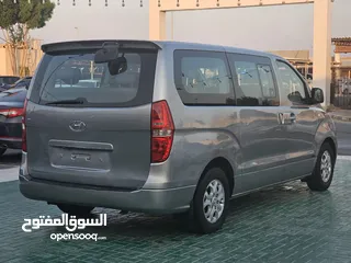  6 Hyundai H1 2011 With sunroof - 12 Seats