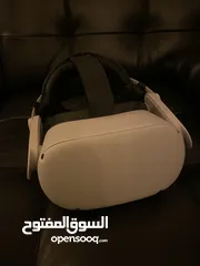  2 Oculus quest 2 / نظارة في ار مع اغراضها كامله واكسسوارات زيادة قابل للمساومه