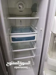  7 ثلاجه بابين نوع دايو لون سلفر شغاله ع الفحص بصلاه ع النبي للبيع بسعر حرق 150 دينار