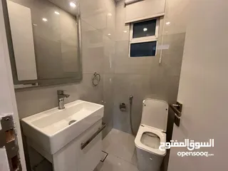  15 Three bedroom apartment for rent in Abdoun ( Property 42244 )-174775234