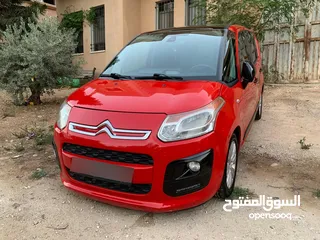  9 ستروين بيكاسو C3 موديل 2016غيار اتومتيك  ماتور 1600بنزين اصل برايفت فل اضافات فتحة سقف  بنوراما شرك