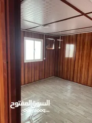  2 كرفانات متنقلة