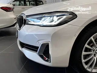  3 BMW 530i 2022 luxury line