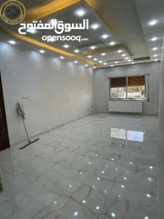  8 شقة مميزة للبيع في الجاردنز طابق اول 150م تشطيب سوبر ديلوكس
