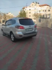  6 هونداي سنتافيه . ركز رخصه وتامين سنه  شاشه أندرويد كبيره حساس خلفي  فتحة سقف  شصيات نضاف  عمدان الف