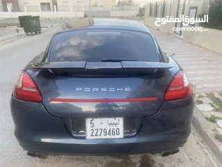  4 Porsche Panamera turbo