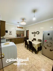  5 شقه مفروشه سوبر ديلوكس شارع الجامعه (الجبيهه)