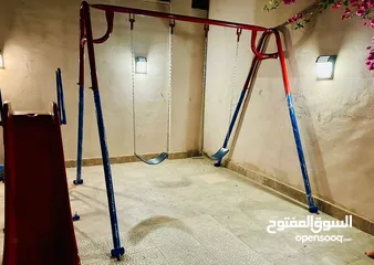  13 شاليه استثماري للبيع