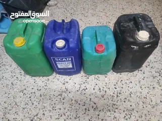  3 طاولة سفره , 4 قوارير 5جالون  10د