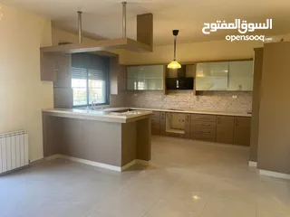  4 روف فارغ للايجار في الطيره قرب دوار لازاورد
