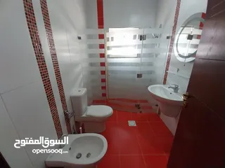  8 روف دوبليكس للأيجار ( جزء من فيلا ) ( Property 38746 ) سنوي فقط