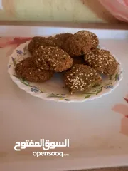  4 فلافل وكشري