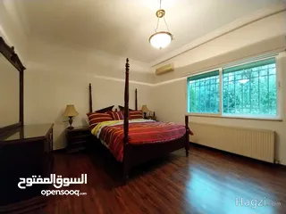  12 شقة للايجار في دير غبار  ( Property 35836 ) سنوي فقط