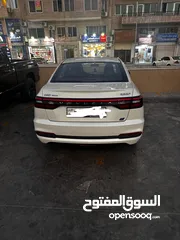  3 سيارات للايجار يومي اسبوعي شهري  بافضل الاسعار يوجد لدينا سيارات كهرباء وهايبرد