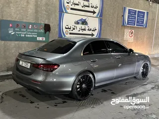  4 مرسيديس 2022 للأيجار