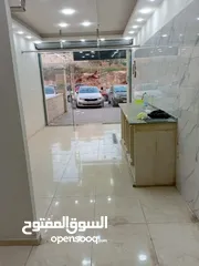  4 محل مميز للإيجار بموقع استراتيجي — لا تفوت الفرصة