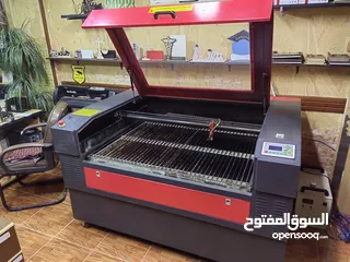  2 ماكينة cnc قص وحفر ليزر