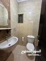  4 خلدا /شقه كأنها لم تسكن فارغه للايجار/ داخلي 220 متر / 4 نوم -