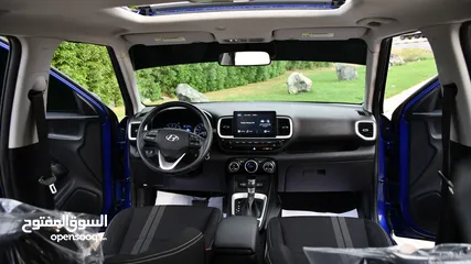 18 Hyundai - VENUE - 2022 - Blue - Small SUV - Eng 1.6L