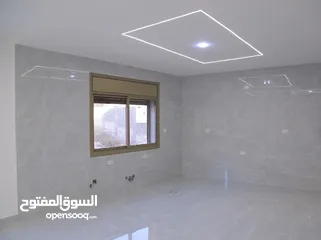  24 شقة فاخرة للبيع