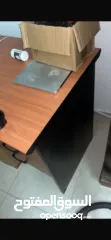  2 مكتب مستعمل بحالة ممتازة