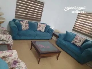  4 كنب 8 مقاعد للبيع