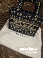  2 حقيبة ديور  حجم ميديوم Dior bag للأنيقات فقط....