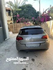  4 ستروين C4 2015