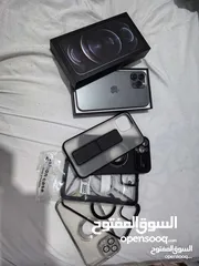  1 ايفون 12 برو ماكس وسماعات اير بودز برو