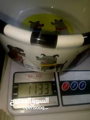  1 صحن ماء وطعام