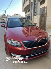  5 Skoda Octavia 2017 فتحة بانوراما مع كشافات