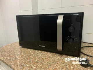  4 Samsung Microwave Oven