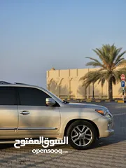  6 LX570 المستخدم الاول وكالة بهوان بدون صبغ و حوادث  الموديل : 2013 خليجي    كراسي جلد  جير تماتيك  هي