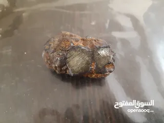  1 نیزک، meteorite