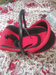  5 كوت أطفال شبه جديد   معاه كوفليه لون .احمر واسود