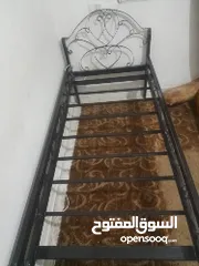  3 تخت حديد مريح قابل للتفاوض