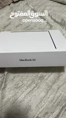  1 MacBook Air 13-inch (M3) 256GB