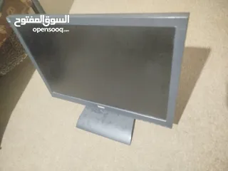  1 موجود شاشة  22بوصه نوع MAG