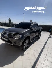  2 موديل 2015  L200 سبرتيرو مميزة 4 جيد نظيف