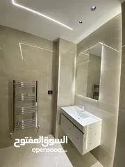  20 شقق فاخرة 240 متر و 200 متر 4 نوم و 3 نوم بتشطيب فاخر وبسعر مميز في أجمل مناطق طريق المطار البنيات