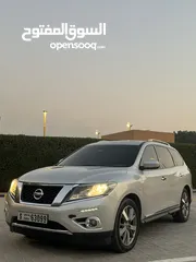  3 Nissan pathfinder