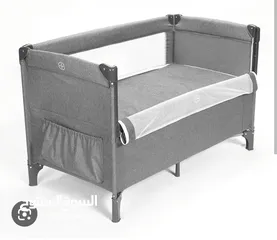  4 سرير اطفال بحالة ممتازة