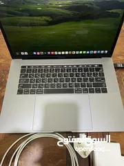  6 Apple MacBook Pro 15-inch model 2019 TouchBar Intel core i9 2.30Ghz 512GB uhd graphics 630 1563mb