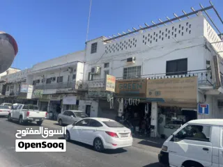  3 Shop For Rent in Jidhafs Maine Rood no 14  دكان للايجار في جدحفص على الشارع العام 14 في موقع مفتوح