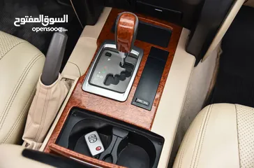  21 تويوتا لاند كروزر GX-R  بحالة الوكالة Toyota Land Cruiser GXR 2013